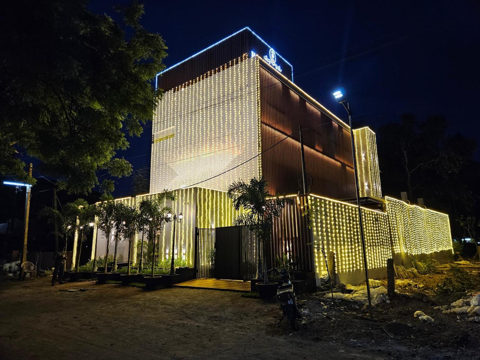 Hotel Pl Grand Karaikkudi Exterior photo